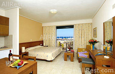 Crete Palms Studios & Apartments 3